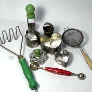 Vintage Farmhouse Kitchen Decor Set